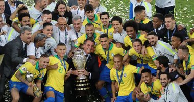 تتويج منتخب السامبا بكأس كوبا أمريكا للمرة التاسعة بحضور الرئيس البرازيلى