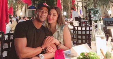 محمد رمضان متغزلا فى زوجته بباريس : " حياتى "