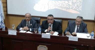 جامعة الإسكندرية تبحث إنشاء مركز الطب الدقيق بالتعاون مع المراكز العالمية