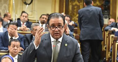 صور.. البرلمان يبدأ مناقشة تعديل قانون المحاماة