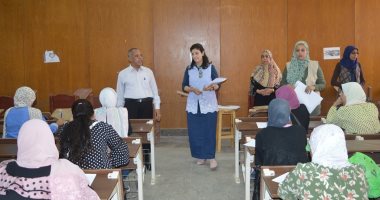 صور.. اختبارات القدرات بكليتى التربية النوعية والرياضية بجامعة أسوان