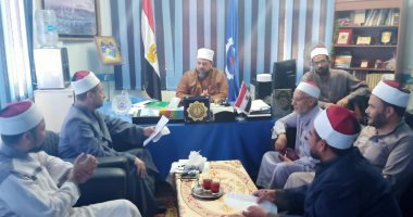 وكيل أوقاف السويس يكلف بمنع غير المصرح لهم من المنابر والدروس داخل المساجد(صور)