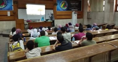  "فنون تطبيقية حلوان" تعقد جلسات تعريفية لطلاب الثانوية حول اختبارات القدرات