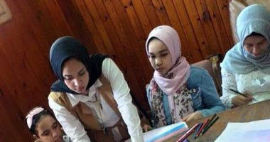صور.. تشكيل بالورق وورشة رسم بالألوان فى فرع ثقافة بنى سويف