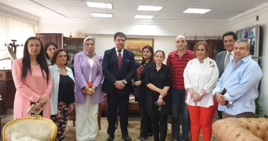 حسين زين يناقش خطة عمل مستقبلية مع قيادات قطاع الأخبار بالوطنية للإعلام