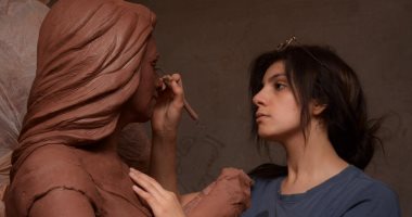 "خيال مسموع".. مشروع تخرج طالبة بكلية الفنون الجميلة فى المنصورة.. صور