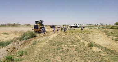 صور .. رئاسة مركز الخارجة تنفذ 6 قرارات إزالة تعديات على أملاك الدولة 