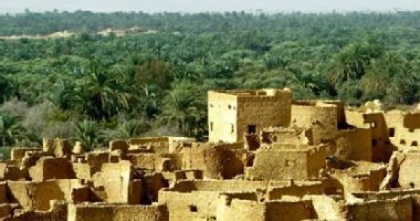 محافظ مطروح: حفر بئر لرى 500 فدان بمنطقة بنى بير بسيوة