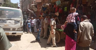 صور حملة مكبرة لإزالة الإشغالات بمغاغة لتسيير حركة المرور وتجميل مداخل قريتين