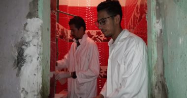 شركة مياه القليوبية تجرى اختبارا للمياه بقرية تل بنى تميم وتتأكد من جودتها 