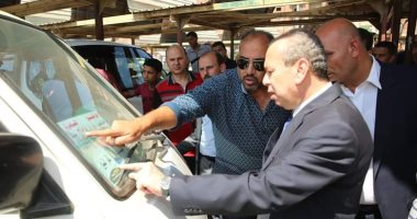 محافظ كفر الشيخ يتابع تطبيق التعريفة الجديدة بمجمع المواقف