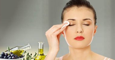 بدل مزيل الماكياج الجاهز.. اعرفى طريقة عمل makeup remover من الزيت