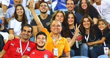 تونس تجمع الأهلى والزمالك تحت شعار "ايد واحدة" 