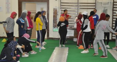 صور.. 300 طالب يؤدون امتحانات القدرات بكلية التربية الرياضية جامعة القناة