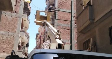 صور.. مجلس مدينة كفر الزيات يشن حملات نظافة وإنارة بالمدينة