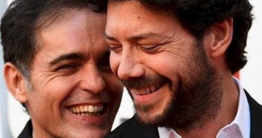 بالبدلة .. البروفيسور يروج للموسم الجديد من La Casa De Papel فى مدريد