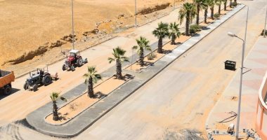 وزير الإسكان يتفقد الممشى السياحى بمحور جمال عبدالناصر بمدينة 6 أكتوبر
