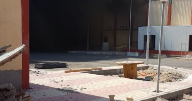 صور.. حريق هائل يلتهم المجزر الآلى بالشلاتين قبل تشغيله