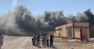 صور..  إخماد حريق المحزر الآلى بالشلاتين وإنقاذ 3 من رجال الحماية المدنية