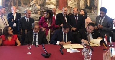 محافظ الإسكندرية يوقع إتفاقية مع عمدة مدينة كاتانيا بصقلية 