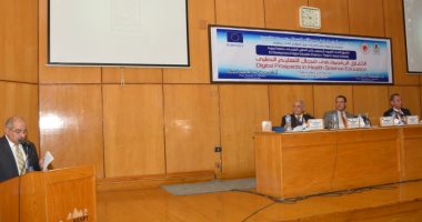 رئيس جامعة أسيوط يشيد بدور مستشفي الجامعي في زراعة الكبد و علاج مرضي فيروس سي"