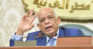 رئيس البرلمان: أقسمنا على الدستور وأى اقتراح مخالف له لا يجوز عرضه للتصويت