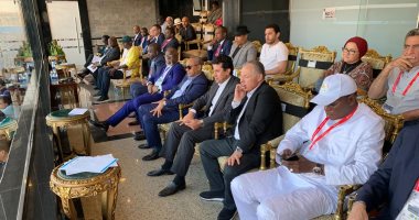 السنغال ضد تونس.. وزير الرياضة ورئيس الكاف يتابعان المباراة