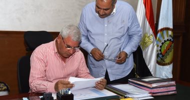  محافظ مطروح يهنئ أوائل الثانوية العامة.. ونسبة النجاح 76.04% 