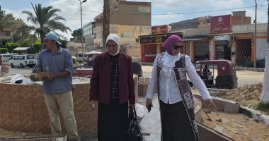 صور.. رئيس مدينة برج العرب تشدد على الانتهاء من أعمال تطوير ميدان النافورة
