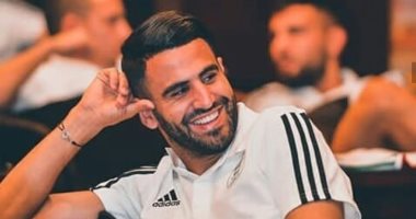 "الكاف" مهنئًا رياض محرز بعيد ميلاده: "مستمر فى نثر سحره بأرجاء العالم"