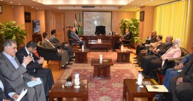 محافظ الفيوم يلتقى وفد مجلس بغداد لتعزير سبل التعاون المشترك