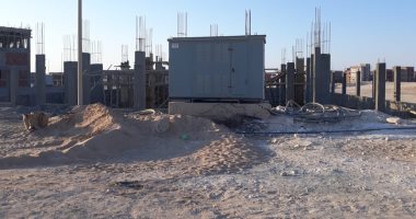شكوى من وجود كشك كهرباء بالقرب من المبانى السكنية بالمنيا الجديدة