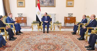فيديو.. اجتماع السيسي بنائب رئيس غرفة التجارة الأمريكية.. ولقاء رئيس الهيئة الهندسية