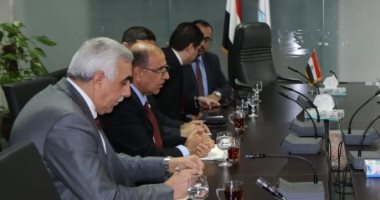 البيئة تبحث مع محافظ بغداد وسفير العراق نقل التجارب المصرية فى حماية البيئة