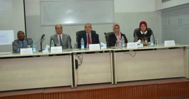 رئيس جامعة أسيوط : 20 مليون جنيه حجم الإنفاق على شراء المضادات الحيوية