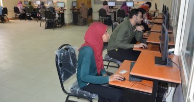 إجراء الاختبار الإلكترونى التجريبى الموحد لطلاب كلية التمريض بجامعة الفيوم