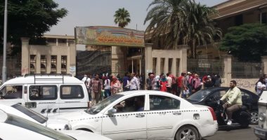 إقبال كبير من طلاب الثانوية العامة على مقار التظلم على النتيجة 