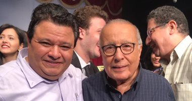 خالد جلال يكرم محمد فاضل عن " ناصر 56 " عقب عرض " سينما مصر "
