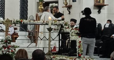 صور.. كنيسة القديسة تريزا تحتفل بعيد العذراء سيدة جبل الكرمل بصلوات القداس وتجديد الكنيسة والأيقونات