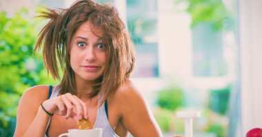 لو حاسس بالكسل ومش عارف تقاوم النوم.. 5 نصائح هتساعدك