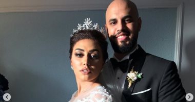 "جعلنى أؤمن بالأفلام الهندى".. الإذاعية مى إبراهيم تفاجئ الجميع بزفافها