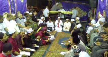 صور.. الطرق الصوفية تحيى الليلة الختامية لمولد سيدى جابر