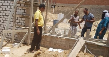 صور.. هدم سور مخالف و حملات إزالة إشغالات بالعامرية غرب الاسكندرية 