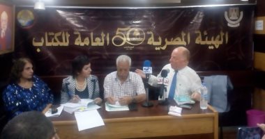 حلمى النمنم فى ندوة بمركز الكتاب: سيد قطب تأثر بالشيعة وكان لا يصلى الجمعة