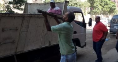 صور.. رئيس حى المنتزة بالإسكندرية يقود حملة لمواجهة ظاهرة البناء المخالف