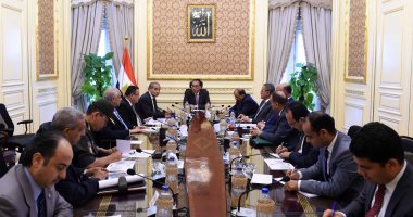 رئيس الوزراء يتابع تخصيص مقار بأسواق الجملة بالمحافظات لجهاز الخدمة الوطنية