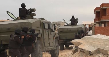 فيديو.. "قصة بطل" و"حيوهم" و "هو مين" أغانى وطنية للشرطة فى حفل التخرج