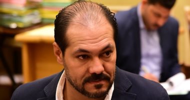 ممثل الحكومة لوفد البرلمان: مضاعفة إنتاج محطة التحلية يحل نقص المياه بمطروح