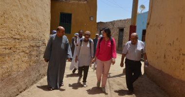 فيديو وصور.. وفد من وزارة البيئة يزور قريتى الهنادى والحميدات لرصد البيئة المحيطة بمحطة كهرباء حرارية بالأقصر