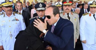 بعد اطلاق اسمه على دفعة الشرطة..والدة الشهيد عمر القاضى:شرفنا حيا وميتا وكان نفسى أشوفه عريس..الرئيس سألنى: أنت ربيت عمر كدا أزاى؟..قلبى كان مقبوض مع تكبيرات العيد..وسيظل في ضمير ووجدان الوطن